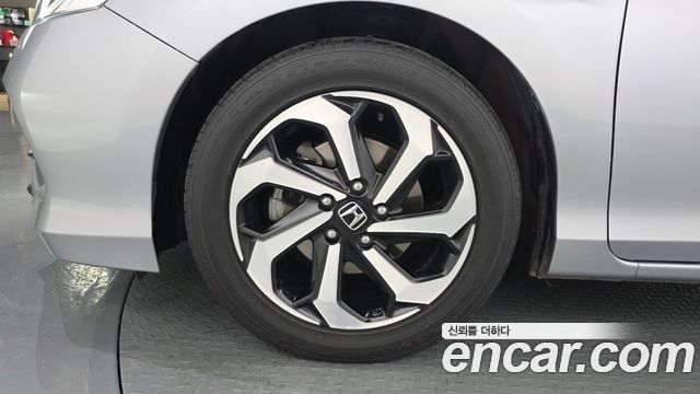 Honda Accord из Кореи Encar
