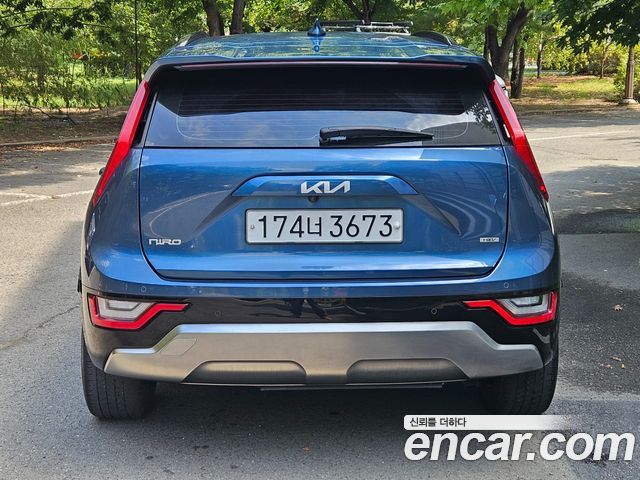 Kia Niro 1.6 HEV Signature — пробег 40 126 км — фото 4 из 5