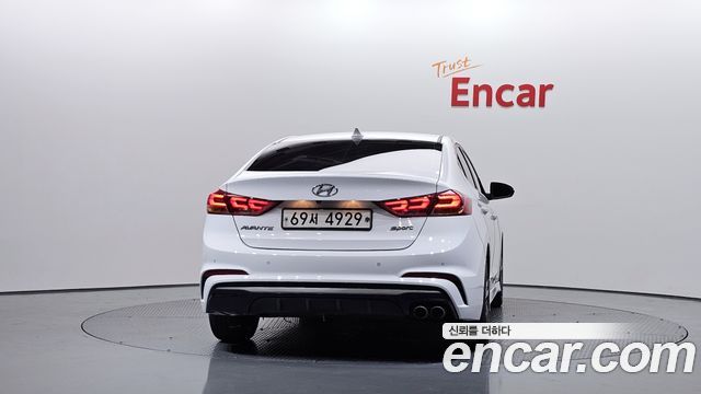 Hyundai AVANTE из Кореи Encar