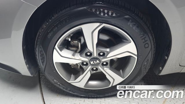 Kia K3 из Кореи Encar