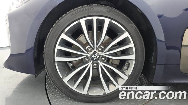 Kia Stinger из Кореи Encar