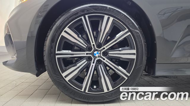 BMW 3-Series из Кореи Encar