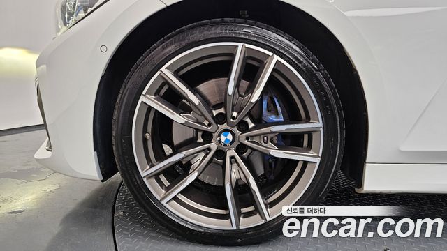 BMW 3-Series из Кореи Encar