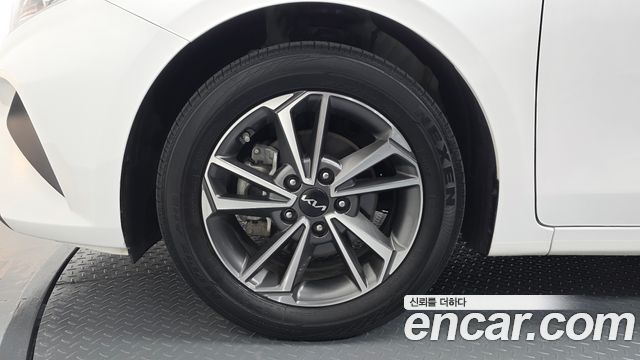 Kia K3 из Кореи Encar