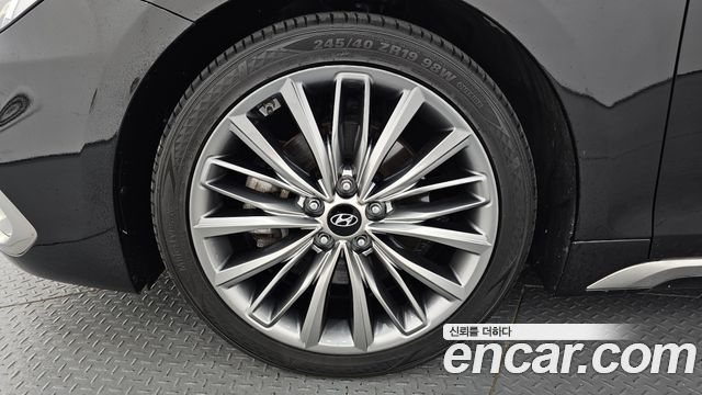 Hyundai Grandeur из Кореи Encar