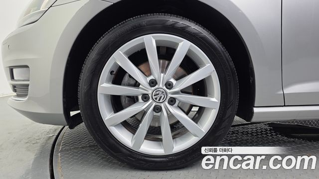 Volkswagen Golf из Кореи Encar
