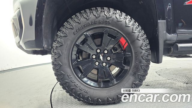 Chevrolet (Daewoo) Colorado 3.6 Z71-X Midnight 4WD — пробег 31 410 км