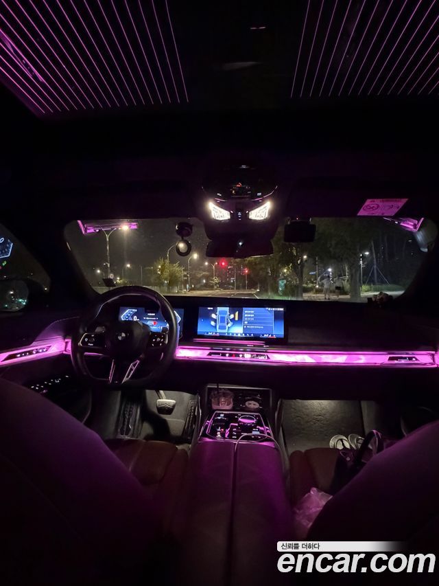 BMW 7-Series 740i sDrive M Sport — пробег 38000 км