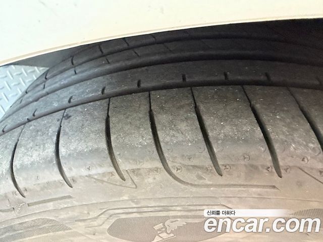 Mercedes-Benz E-Class E220d 4MATIC Exclusive — пробег 115954 км