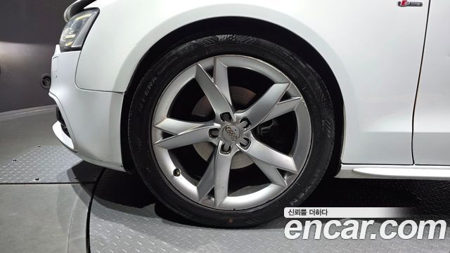Audi A5 35 TDI Quattro dynamic Sportback 8TA — пробег 303 284 км