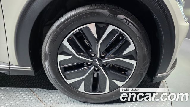 Kia EV6 из Кореи Encar