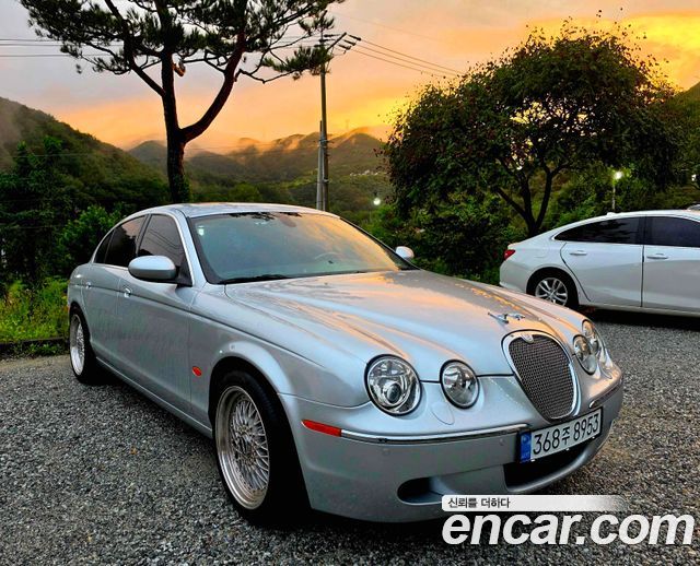 Jaguar S-TYPE 3.0 — пробег 123 250 км — фото 3 из 5
