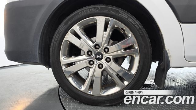 Hyundai Solati 15-seater Luxury — пробег 142112 км