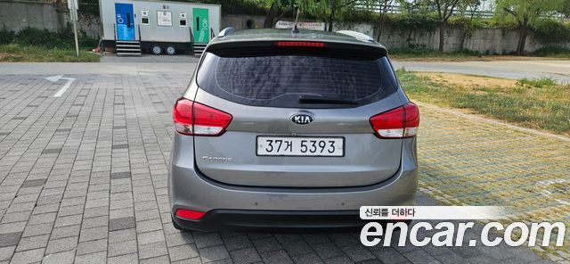 Kia Carens из Кореи Encar