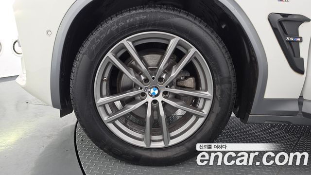 BMW X4 xDrive20d M Sport X — пробег 136 272 км — фото 5 из 5