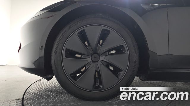 Tesla Model 3 RWD — пробег 47 773 км — фото 5 из 5