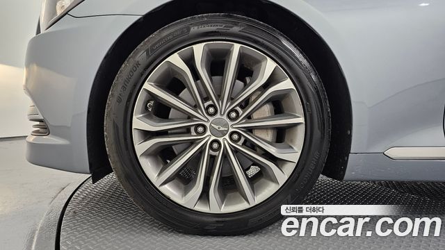 Hyundai Genesis из Кореи Encar