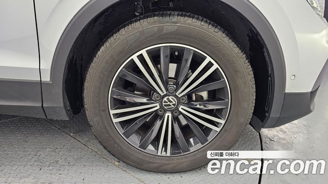 Volkswagen Tiguan из Кореи Encar