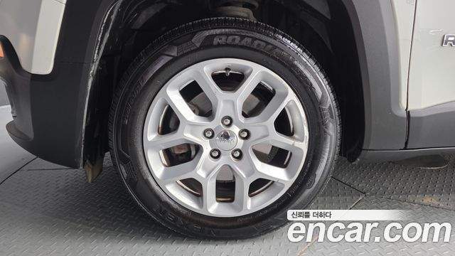 Jeep Renegade 2.4 Longitude High 2017 — пробег 83 019 км