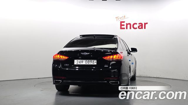 Hyundai Genesis из Кореи Encar