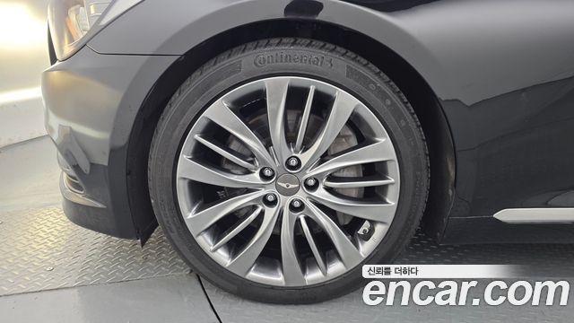 Hyundai Genesis из Кореи Encar