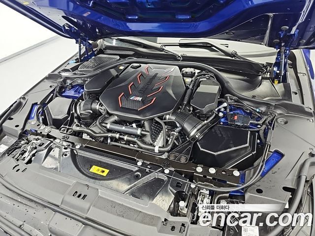 BMW M5 M5 Sedan 2025 — пробег 4 395 км