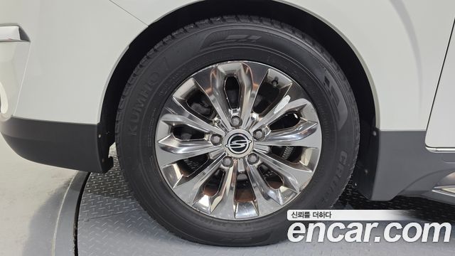 Ssangyong KORANDO из Кореи Encar