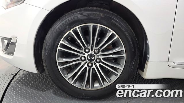 Kia K7 из Кореи Encar