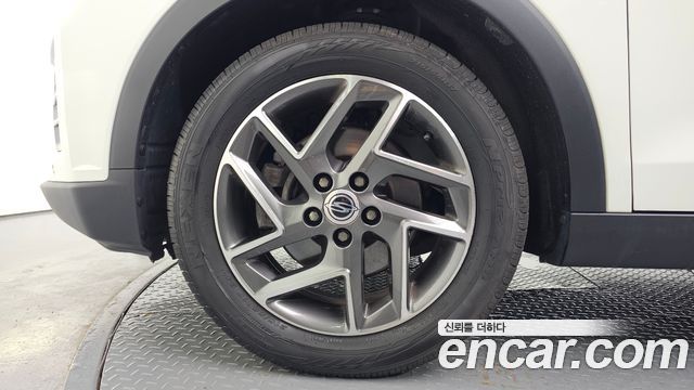 Ssangyong TIBOLI из Кореи Encar