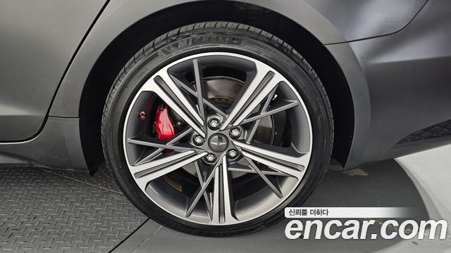 Genesis G70 из Кореи Encar