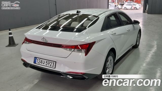 Hyundai AVANTE из Кореи Encar