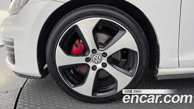Volkswagen Golf 2.0 GTI — пробег 92 460 км
