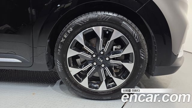 Kia Carnival Gasoline 9-Seater Signature — пробег 52 511 км — фото 5 из 5
