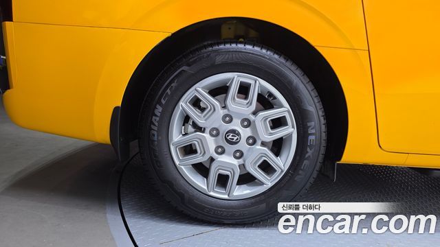Hyundai Staria из Кореи Encar