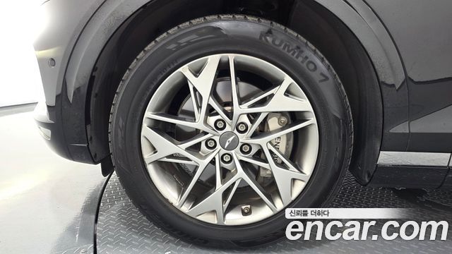 Genesis GV70 из Кореи Encar