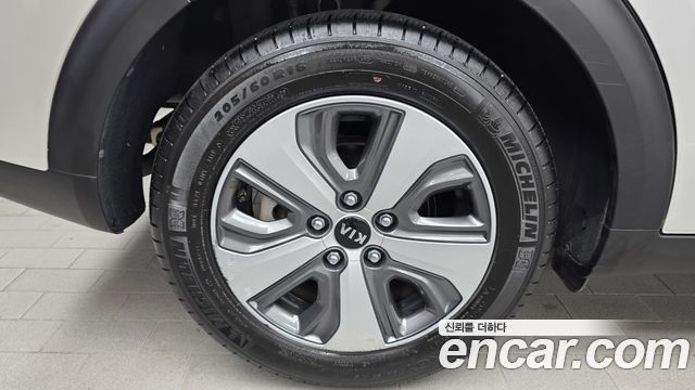 Kia Niro из Кореи Encar