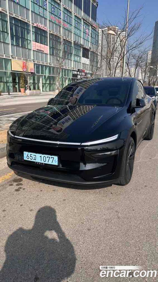 Tesla Model Y Premium Long Range AWD — пробег 10 500 км — фото 5 из 5