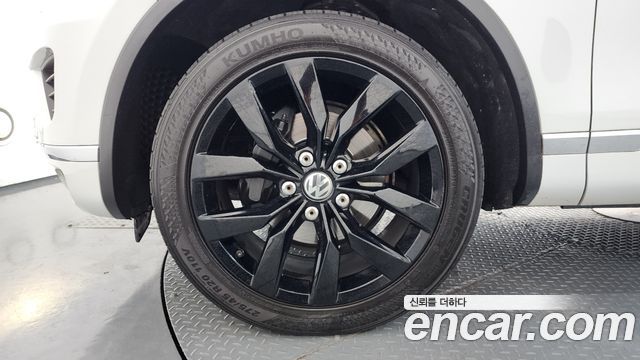Volkswagen Touareg из Кореи Encar