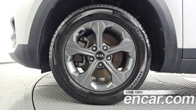 Kia Seltos из Кореи Encar