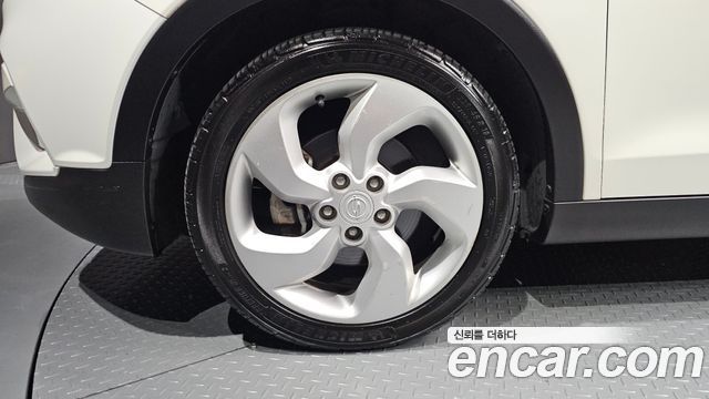 Ssangyong TIBOLI из Кореи Encar