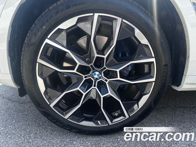 BMW X7 xDrive 40i M Sport 7STR — пробег 4 851 км — фото 5 из 5
