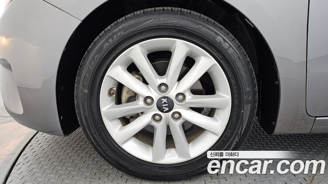 Kia K3 из Кореи Encar