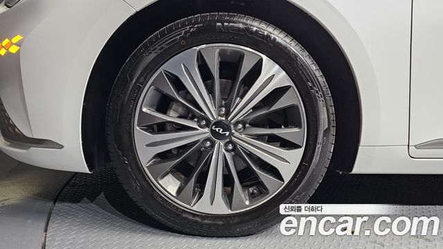 Kia K8 из Кореи Encar