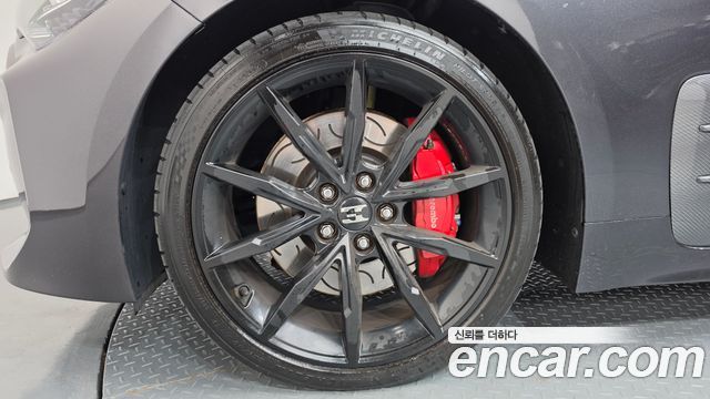 Kia Stinger из Кореи Encar
