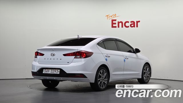 Hyundai AVANTE из Кореи Encar
