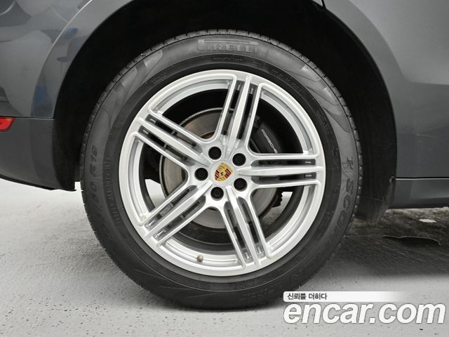 Porsche Macan 2.0 95B — пробег 98 460 км