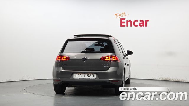 Volkswagen Golf 2.0 TDI — пробег 138 414 км