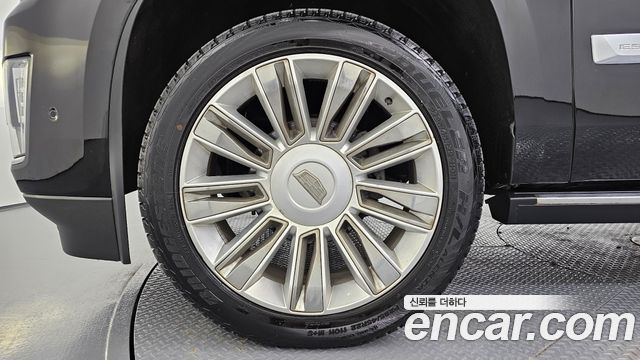Cadillac Escalade 6.2 ESV 4th — пробег 87 612 км