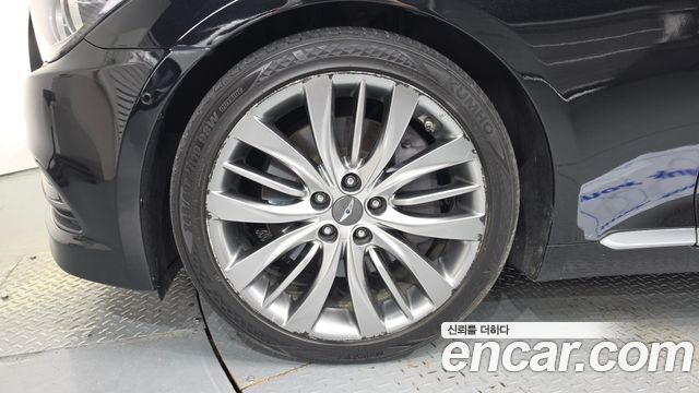 Hyundai Genesis из Кореи Encar