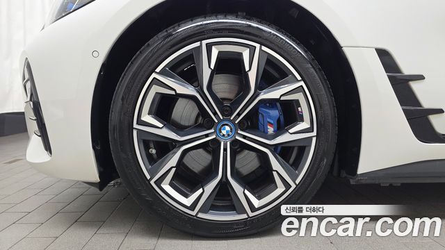 BMW i4 из Кореи Encar